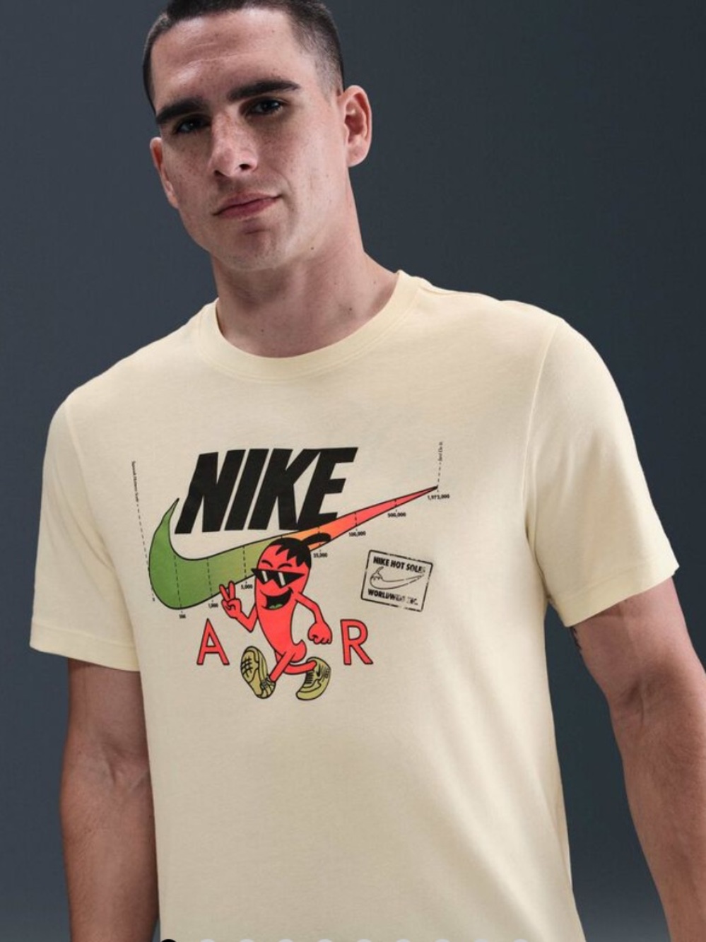 Nike Men's Sportswear Relaxed-Fit Logo Graphic T-Shirt Size L